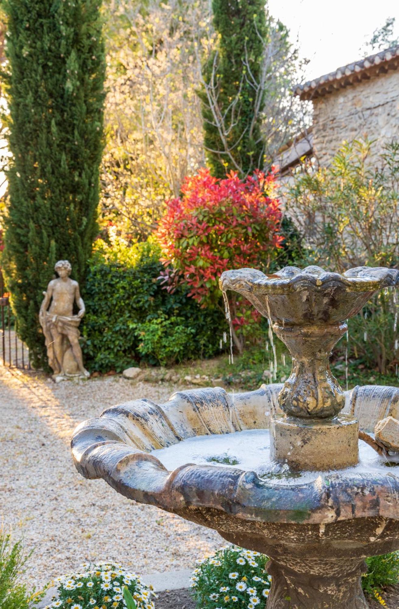 Le Clos De Lucie Lagnes Exteriör bild